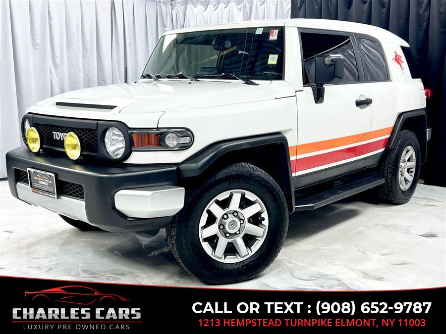 2014 Toyota Fj Cruiser , available for sale in Elmont, New York | Charles Cars. Elmont, New York
