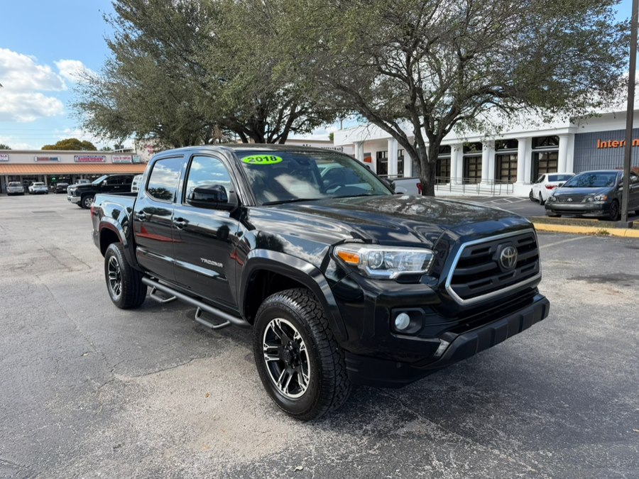 Used 2018 Toyota Tacoma in Hialeah, Florida | The Palm Motors LLC. Hialeah, Florida