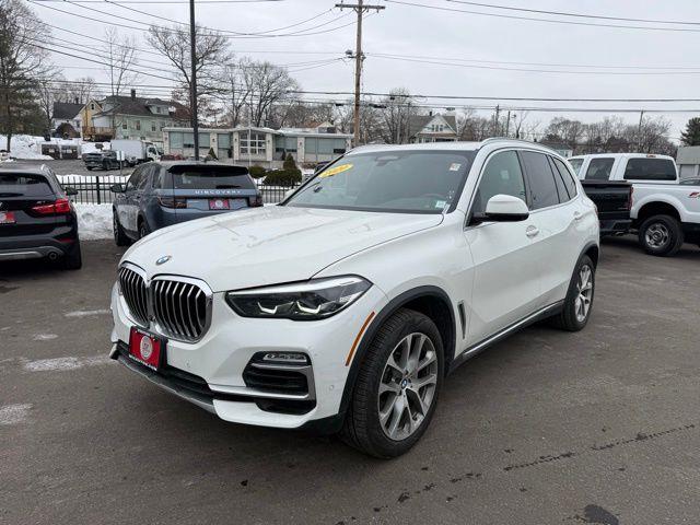 Used 2020 BMW X5 in Stratford, Connecticut | Wiz Leasing Inc. Stratford, Connecticut