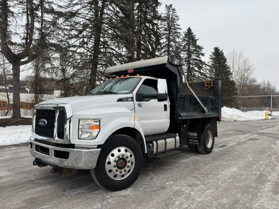 Used 2018 Ford Super Duty F-750 Dump Truck in Waterbury, Connecticut | Platinum Auto Care. Waterbury, Connecticut