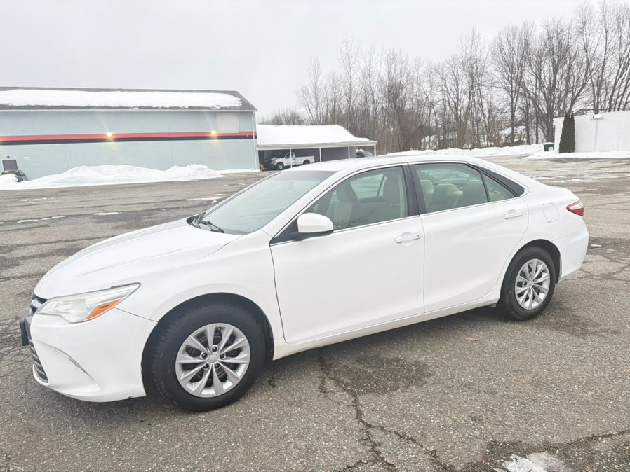 Used 2017 Toyota Camry in Springfield, Massachusetts | Auto Globe LLC. Springfield, Massachusetts