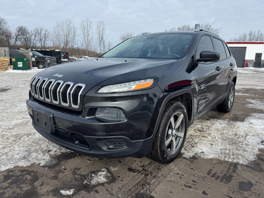 Used 2014 Jeep Cherokee in Ortonville, Michigan | Marsh Auto Sales LLC. Ortonville, Michigan