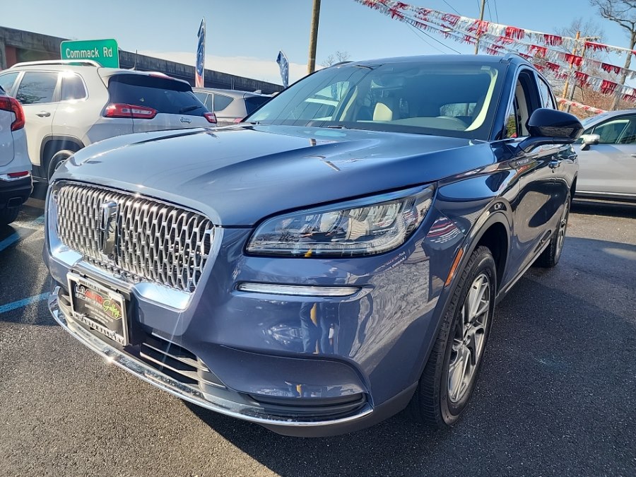 Used 2022 Lincoln Corsair in Islip, New York | L.I. Auto Gallery. Islip, New York