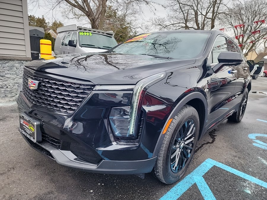 Used 2025 Cadillac XT4 in Islip, New York | L.I. Auto Gallery. Islip, New York