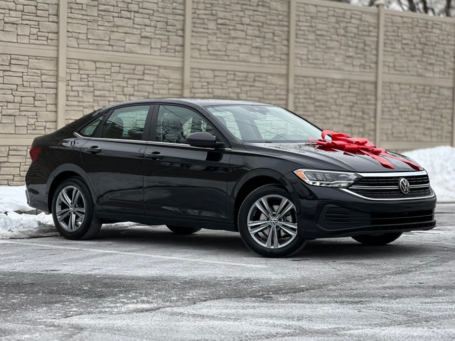 Used 2024 Volkswagen Jetta in Paterson, New Jersey | Speedway Motors LLC. Paterson, New Jersey