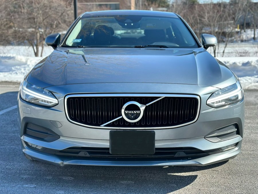 2018 Volvo S90