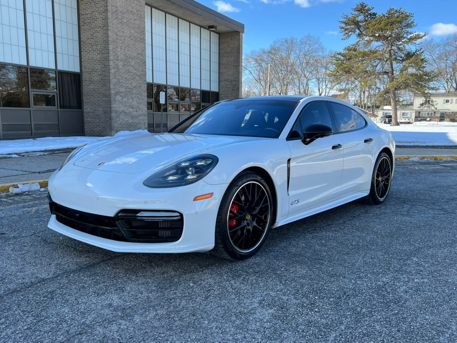 2020 Porsche Panamera GTS