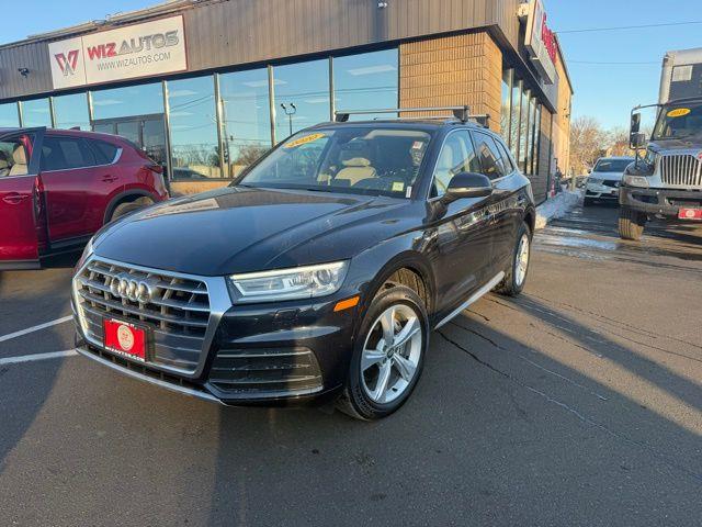 Used 2020 Audi Q5 in Stratford, Connecticut | Wiz Leasing Inc. Stratford, Connecticut