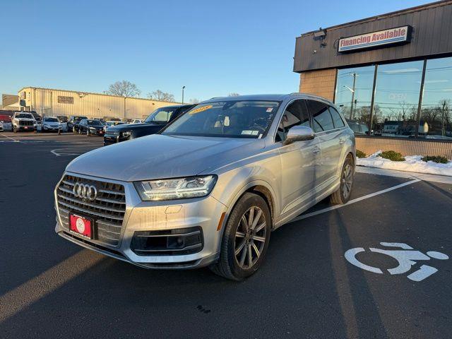 Used 2018 Audi Q7 in Stratford, Connecticut | Wiz Leasing Inc. Stratford, Connecticut