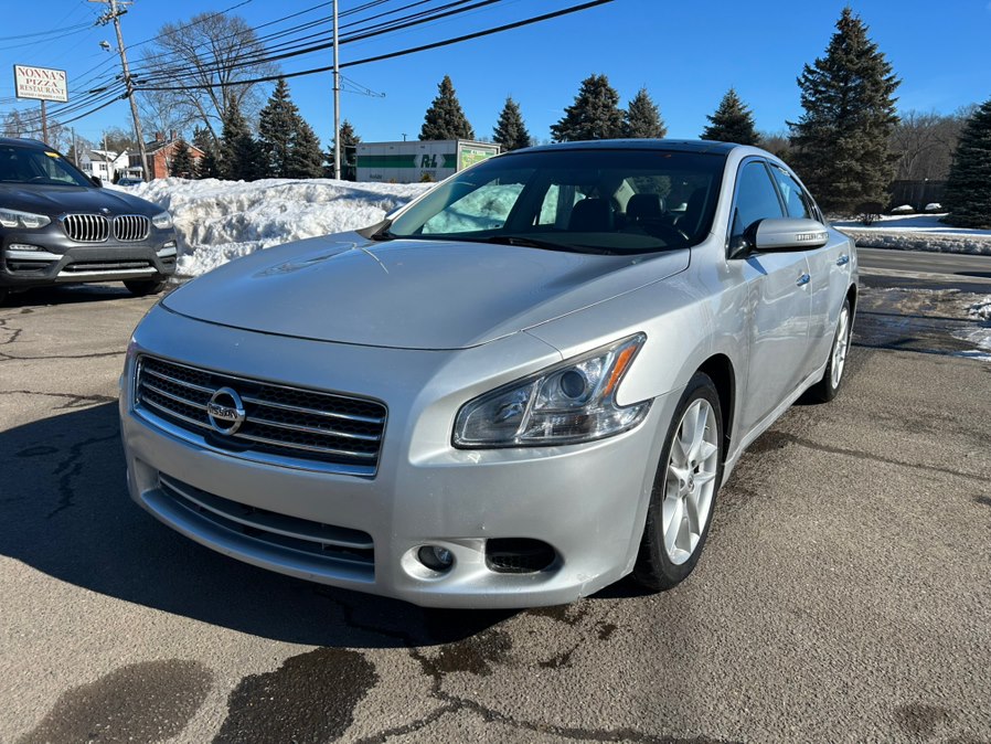 Used 2011 Nissan Maxima in East Windsor, Connecticut | A1 Auto Sale LLC. East Windsor, Connecticut