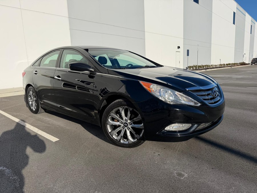 2011 Hyundai Sonata 4dr Sdn 2.4L Auto SE, available for sale in Saddle Brook, New Jersey | Up 2 The Next Auto Sales LLC. Saddle Brook, New Jersey
