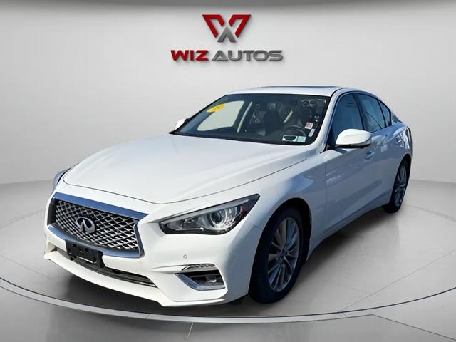 2021 INFINITI Q50 LUXE