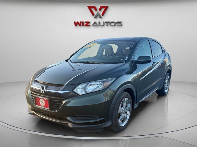 Used 2017 Honda Hr-v in Stratford, Connecticut | Wiz Leasing Inc. Stratford, Connecticut