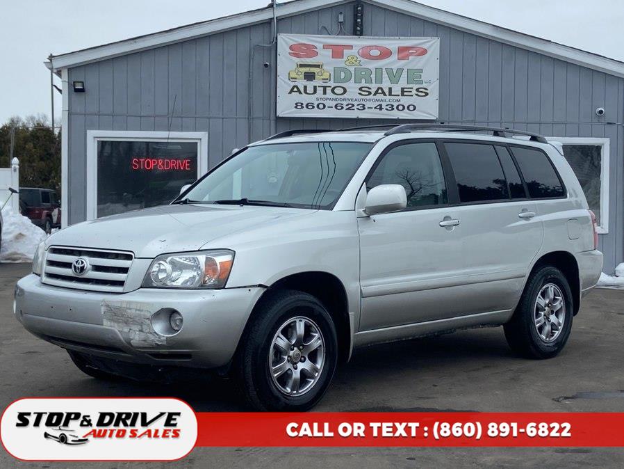 Used 2005 Toyota Highlander in East Windsor, Connecticut | Stop & Drive Auto Sales. East Windsor, Connecticut