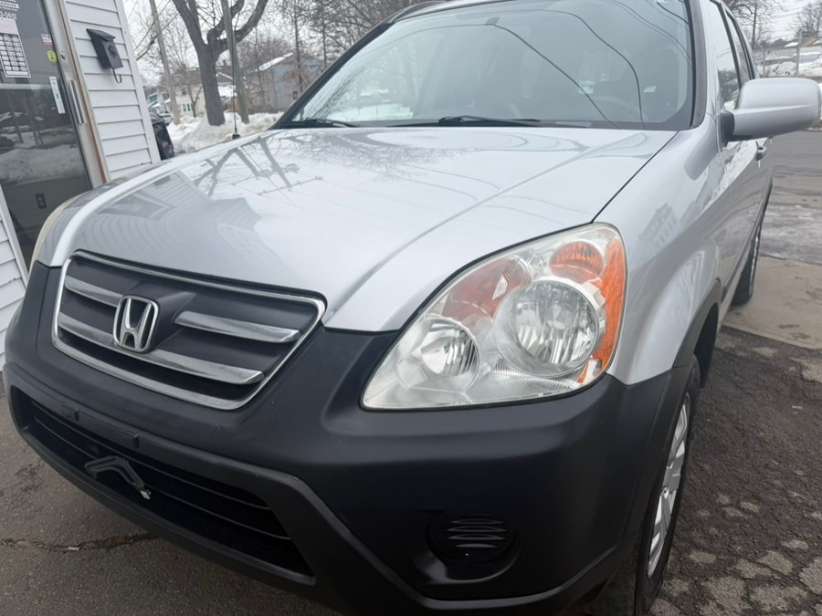 Used 2006 Honda CR-V in Springfield, Massachusetts | Auto Globe LLC. Springfield, Massachusetts