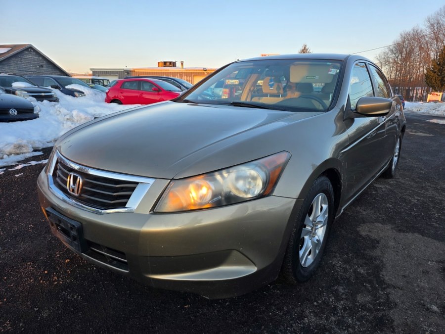 Used 2009 Honda Accord Sdn in East Windsor, Connecticut | STS Automotive. East Windsor, Connecticut