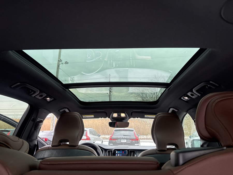 2024 Volvo XC60 Plus - Photo 24