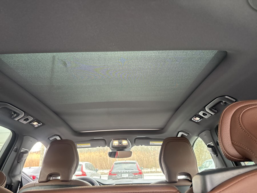 2024 Volvo XC60 Plus - Photo 23