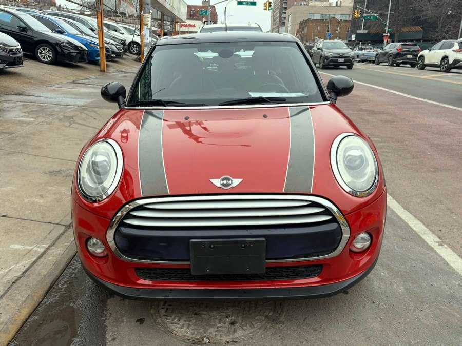 2015 MINI Cooper - 4 Door's photo