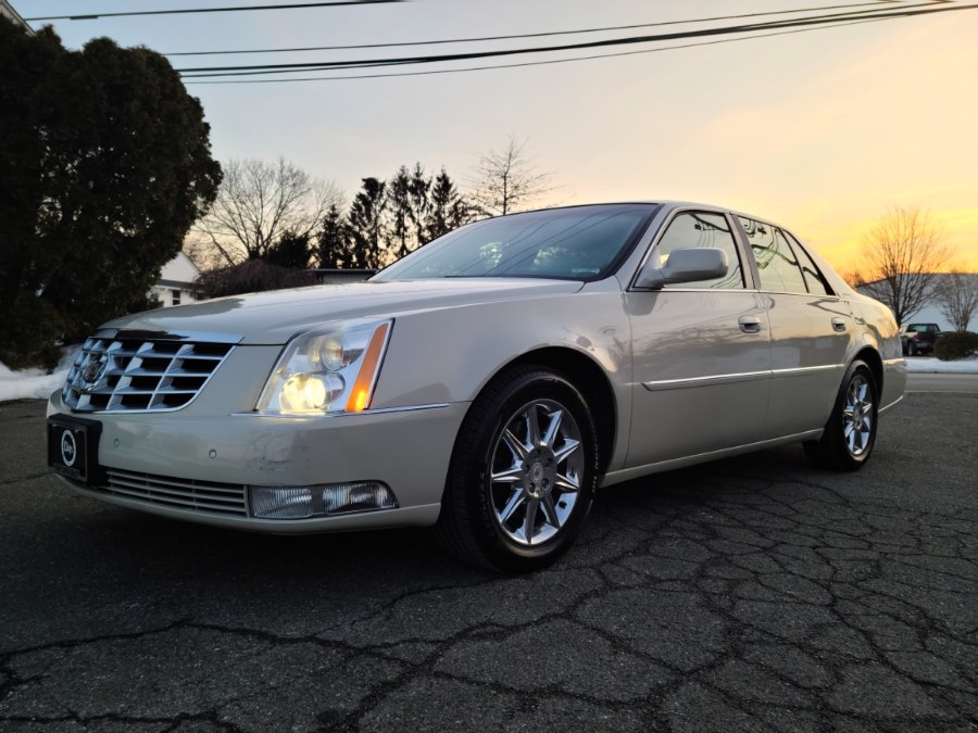Used 2011 Cadillac DTS in Milford, Connecticut | Chip's Auto Sales Inc. Milford, Connecticut