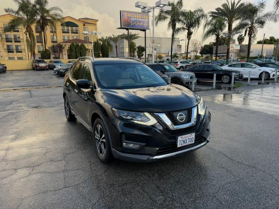 2017 Nissan Rogue 2017.5 FWD SV, available for sale in Hawaiian Gardens, California | Luxe Motors. Hawaiian Gardens, California