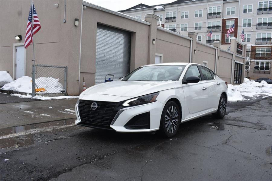 2025 Nissan Altima