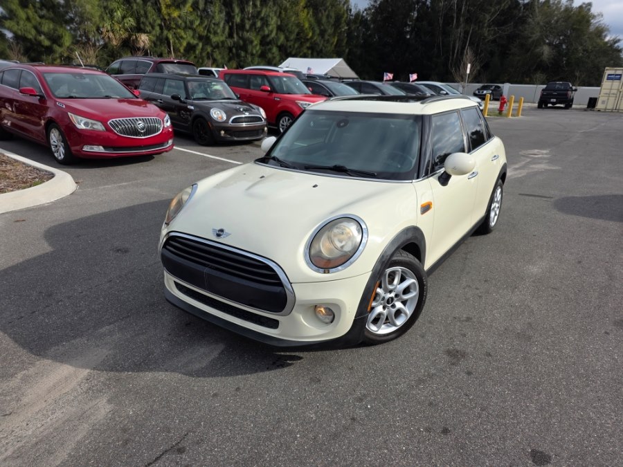 Used 2017 MINI Hardtop 4 Door in Orlando, Florida | Mickeys Driver Mart. Orlando, Florida