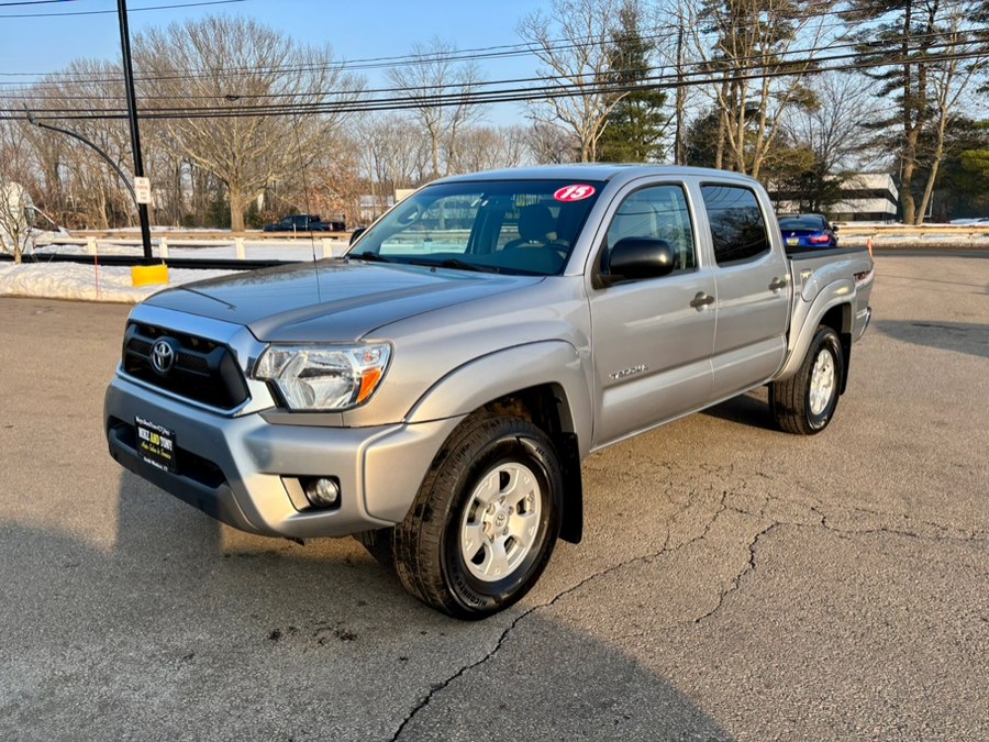 Used 2015 Toyota Tacoma in South Windsor, Connecticut | Mike And Tony Auto Sales, Inc. South Windsor, Connecticut
