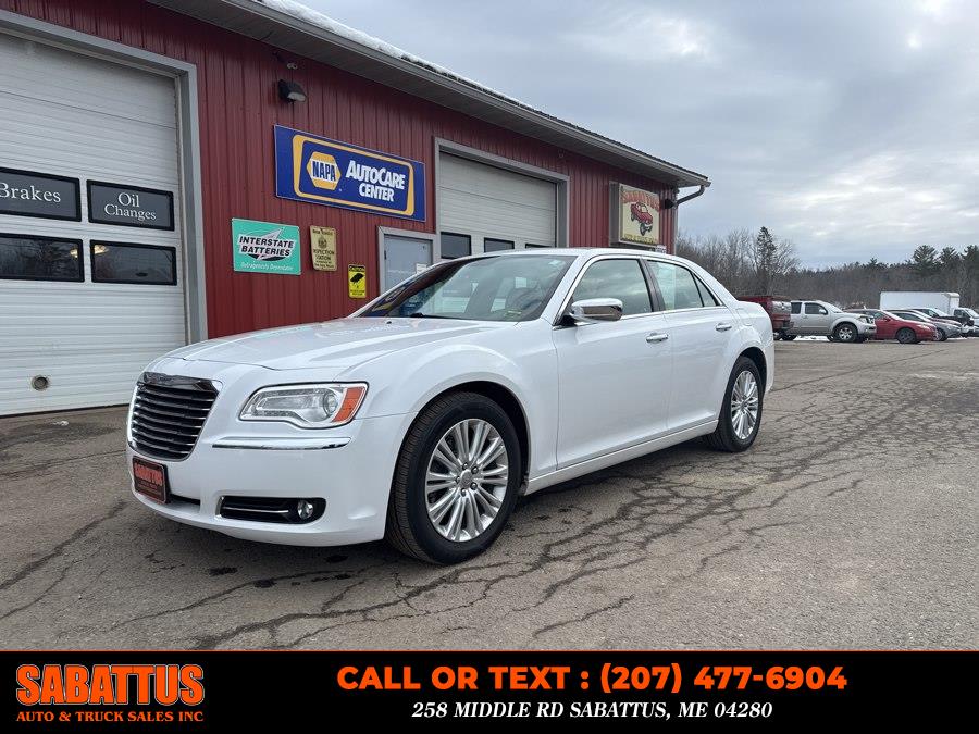 Used 2014 Chrysler 300 in Sabattus, Maine | Sabattus Auto and Truck Sales Inc. Sabattus, Maine