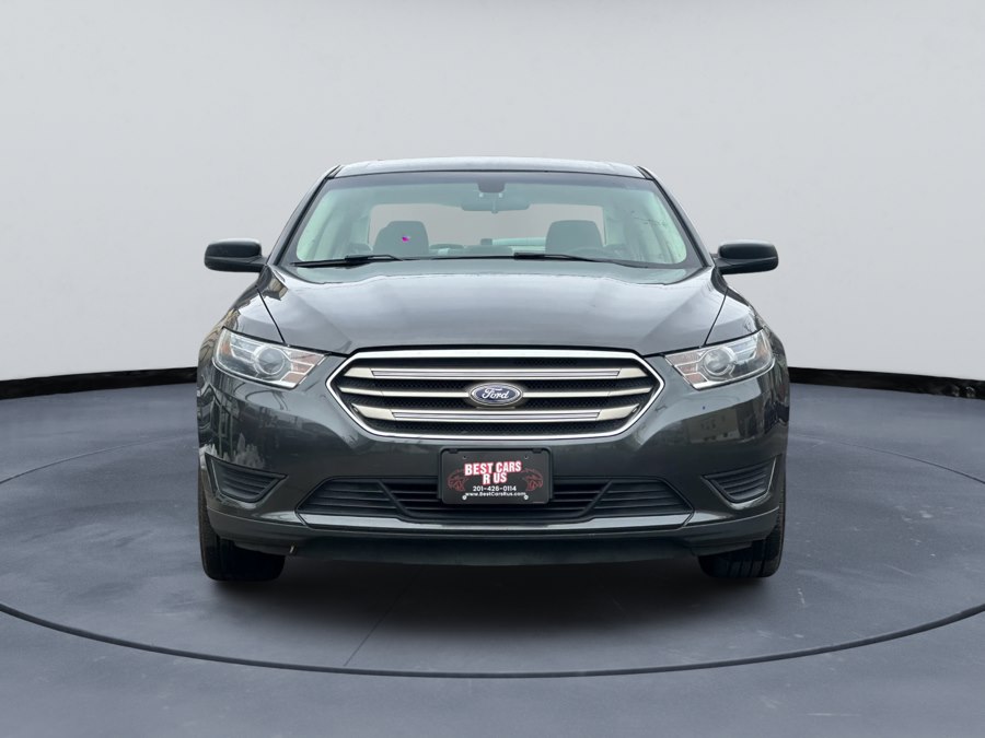 2016 Ford Taurus SE FWD's photo