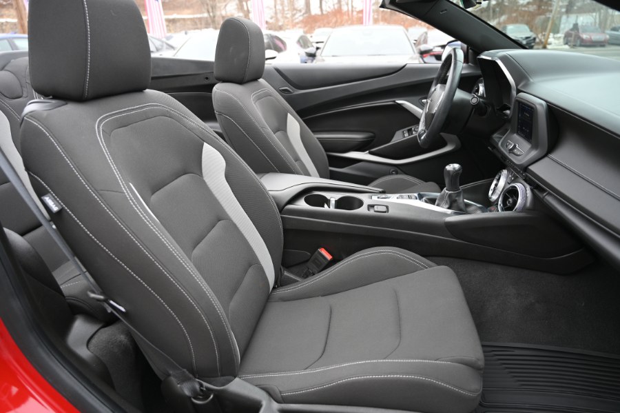 2024 Chevrolet Camaro 1LT - Photo 18