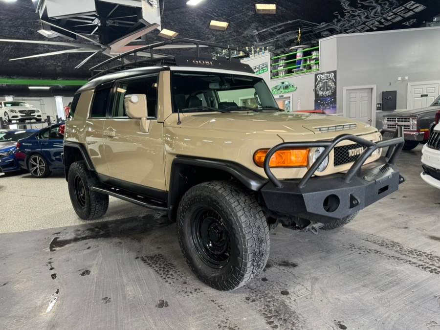 Used 2014 Toyota FJ Cruiser in Oxford, Connecticut | Buonauto Enterprises. Oxford, Connecticut