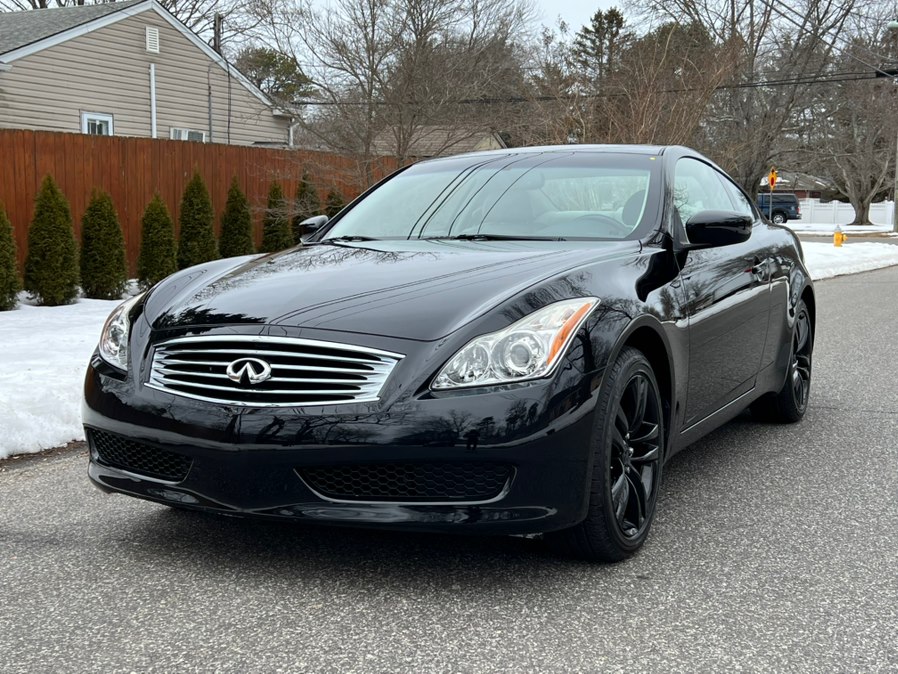 Used 2009 Infiniti G37 Coupe in Lindenhurst, New York | Cargenic Automotive. Lindenhurst, New York