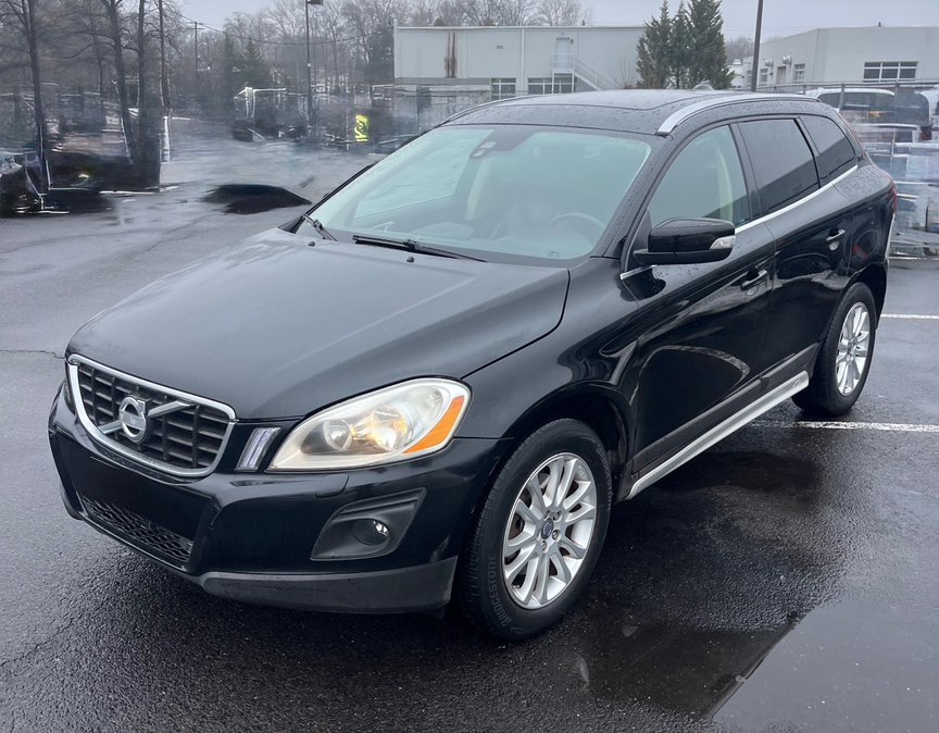 Used 2010 Volvo XC60 in New Milford, Connecticut | Auto Technic LLC. New Milford, Connecticut