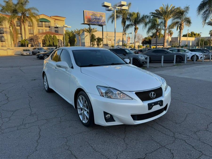 Used 2013 Lexus IS 250 in Hawaiian Gardens, California | Luxe Motors. Hawaiian Gardens, California