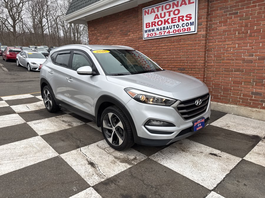 Used 2016 Hyundai Tucson in Waterbury, Connecticut | National Auto Brokers, Inc.. Waterbury, Connecticut