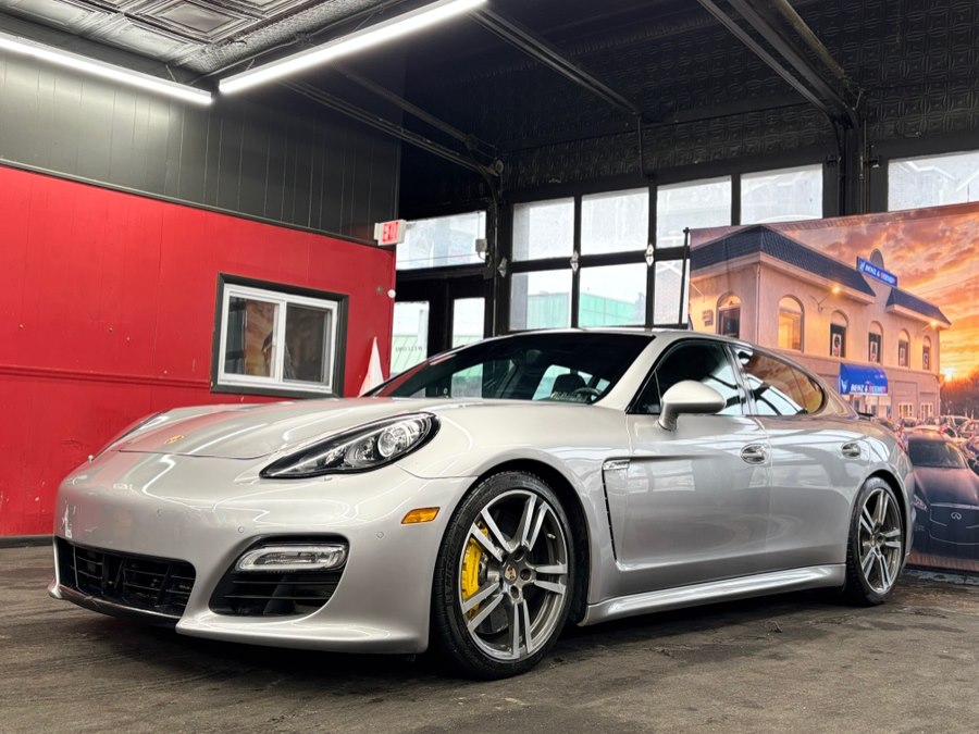 2013 Porsche Panamera GTS