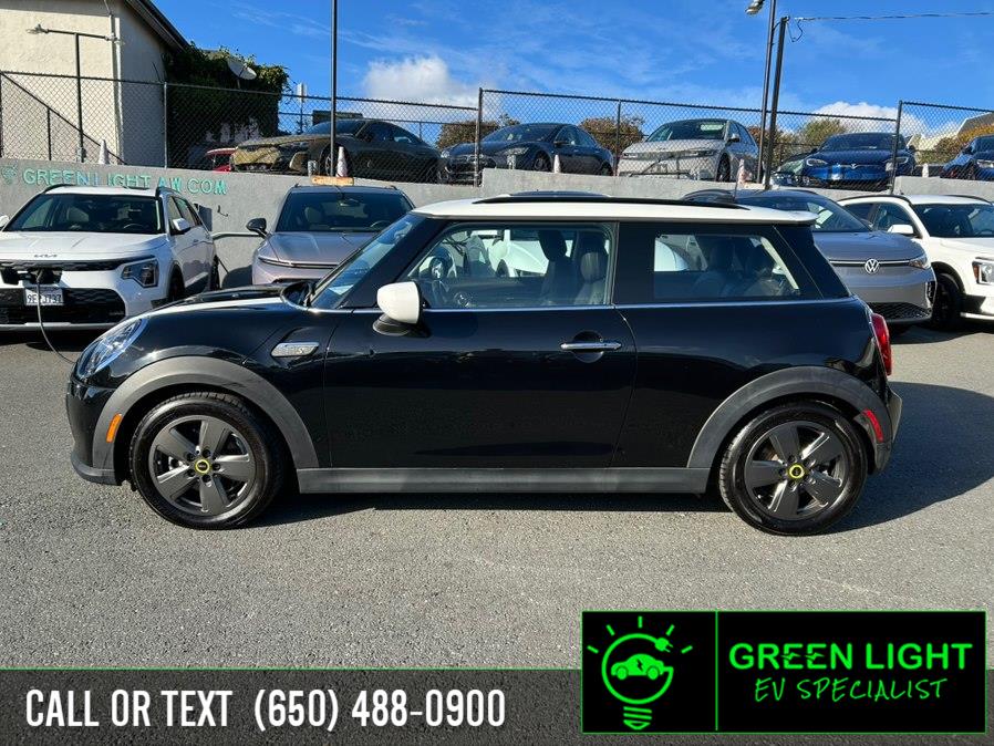 2022 MINI Cooper SE EV, available for sale in Daly City, California | Green Light Auto Wholesale. Daly City, California