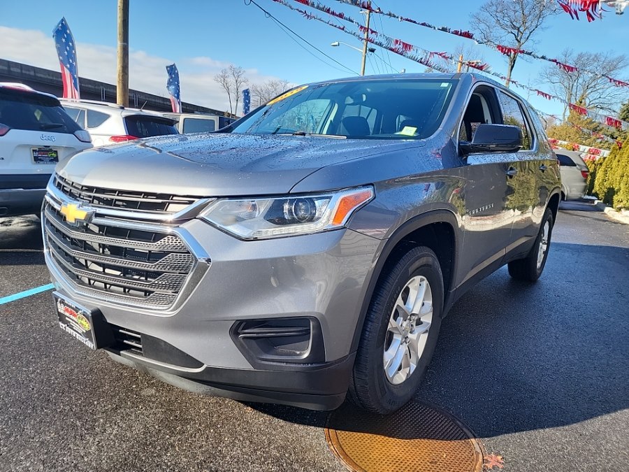 Used 2019 Chevrolet Traverse in Islip, New York | L.I. Auto Gallery. Islip, New York