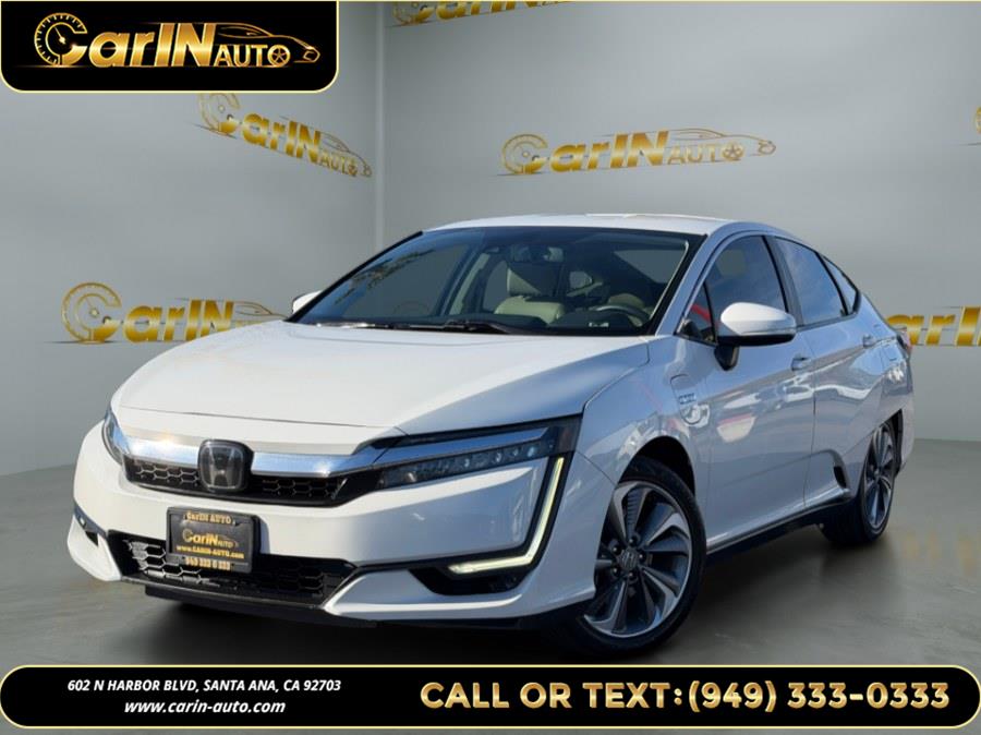 2019 Honda Clarity Plug-In Hybrid Sedan, available for sale in Santa Ana, California | Carin Auto. Santa Ana, California