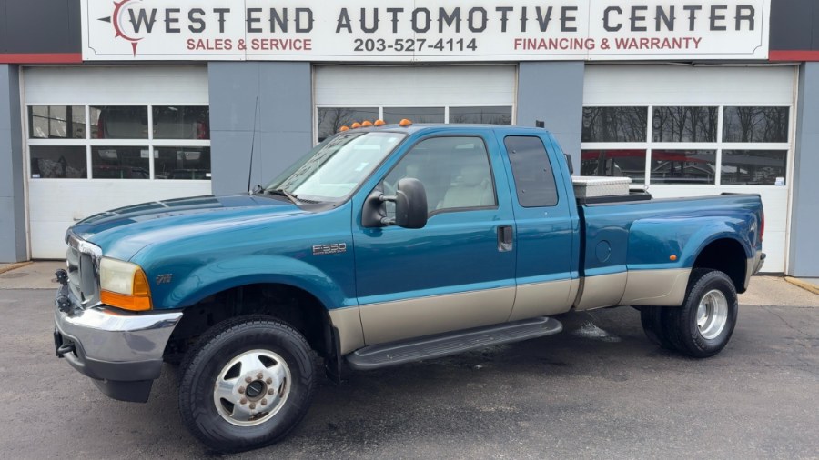 2001 Ford Super Duty F-350 DRW Supercab 158" Lariat 4WD, available for sale in Waterbury, Connecticut | West End Automotive Center. Waterbury, Connecticut