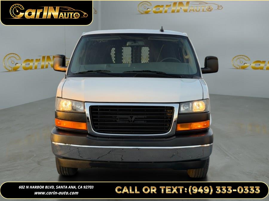 2024 GMC Savana 2500's photo