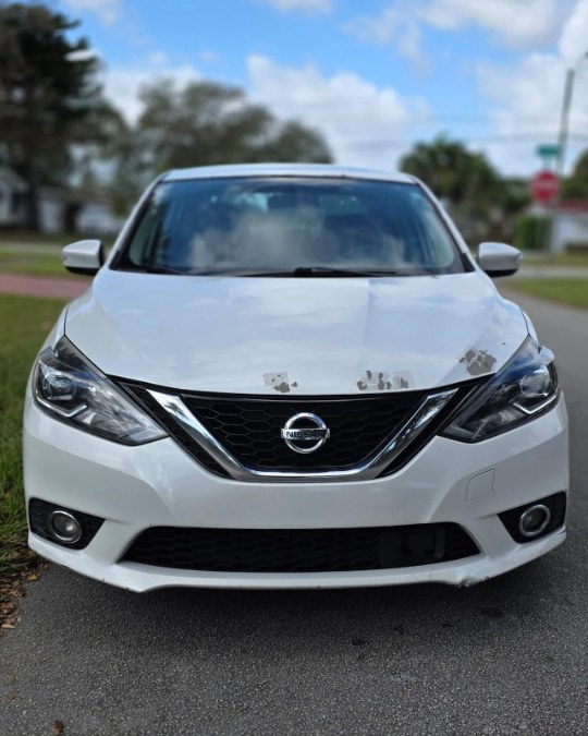 2019 Nissan Sentra SR CVT's photo