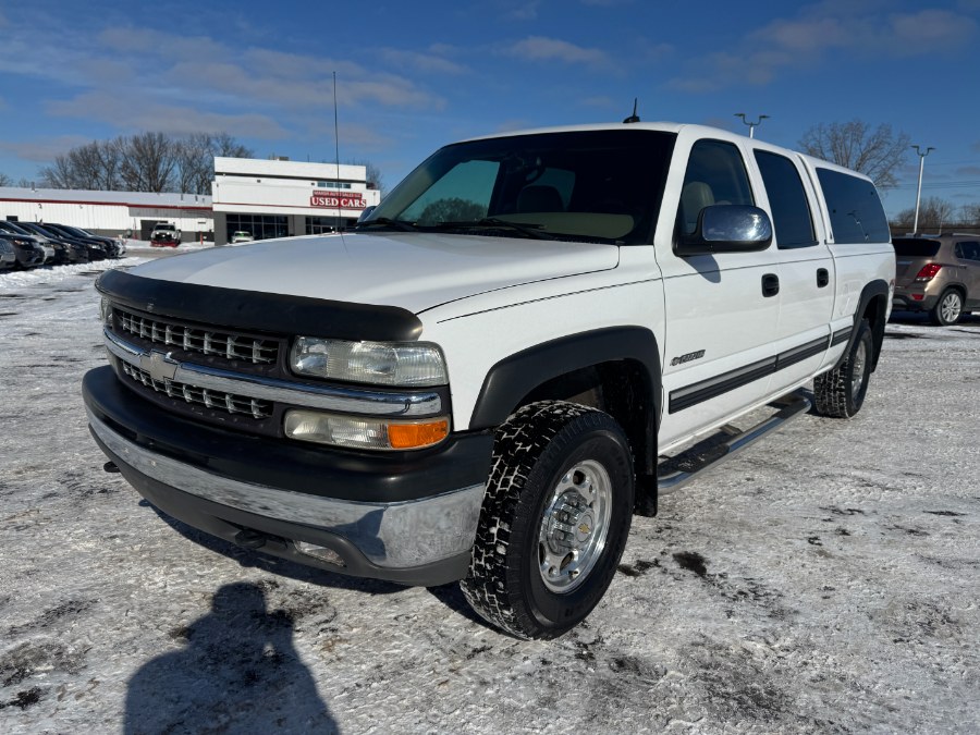 2002 Chevrolet Silverado 1500HD Crew Cab 156.0" WB 4WD LT, available for sale in Ortonville, Michigan | Marsh Auto Sales LLC. Ortonville, Michigan