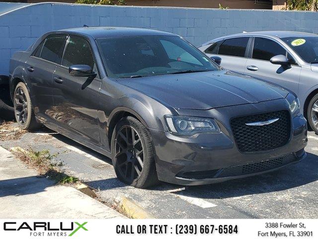 Used 2019 Chrysler 300 in Fort Myers, Florida | Carlux Fort Myers. Fort Myers, Florida