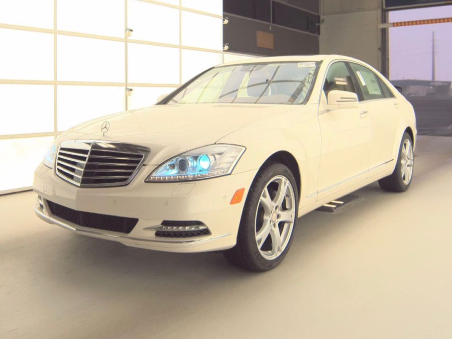 Used 2013 Mercedes-Benz S-Class in Jersey City, New Jersey | Luxe Auto Galleria. Jersey City, New Jersey
