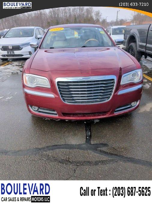 Used 2014 Chrysler 300 in New Haven, Connecticut | Boulevard Motors LLC. New Haven, Connecticut