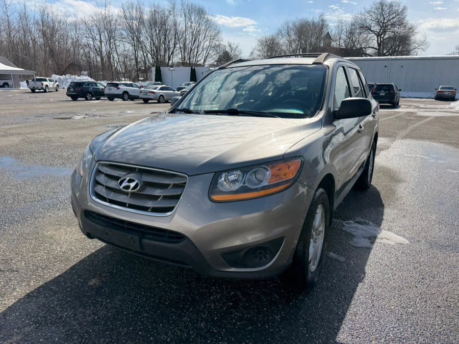 Used 2011 Hyundai Santa Fe in Springfield, Massachusetts | Auto Globe LLC. Springfield, Massachusetts