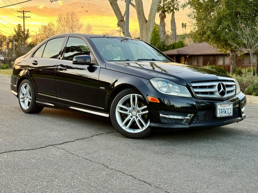 2012 Mercedes-Benz C-Class C250 Luxury's photo
