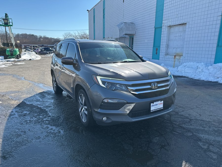 Used 2017 Honda Pilot in Milford, Connecticut | Dealertown Auto Wholesalers. Milford, Connecticut